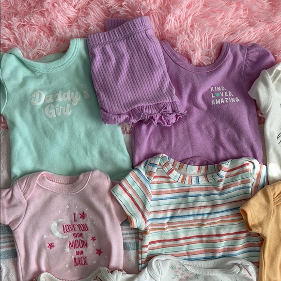 Assorted Baby Onesies Set x17 +1 short 0-3 months - Picture 6 of 6